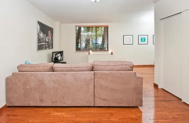 Rented by Azulay Group