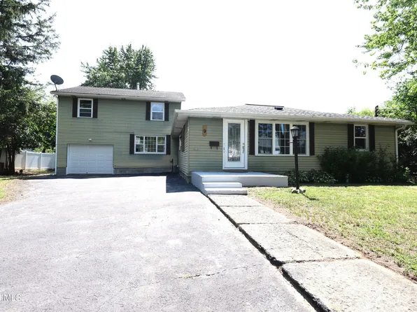 9 Rhode Island Avenue, Rensselaer, NY 12144