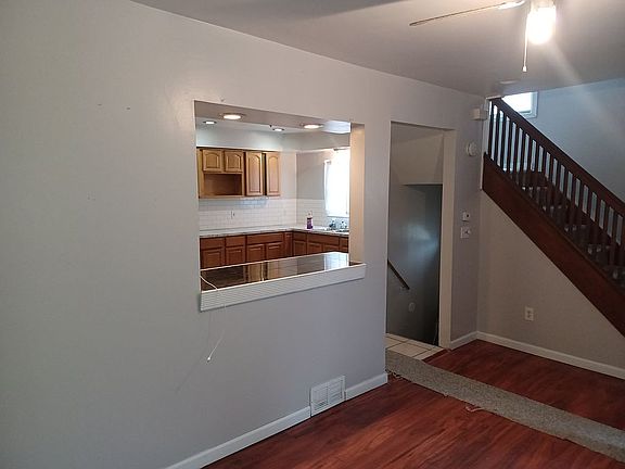 4th image of 631 27th St