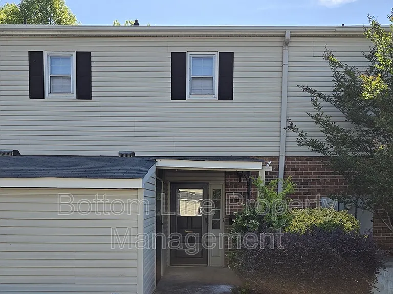 5949 Quail Hollow Rd #D — Photo 2