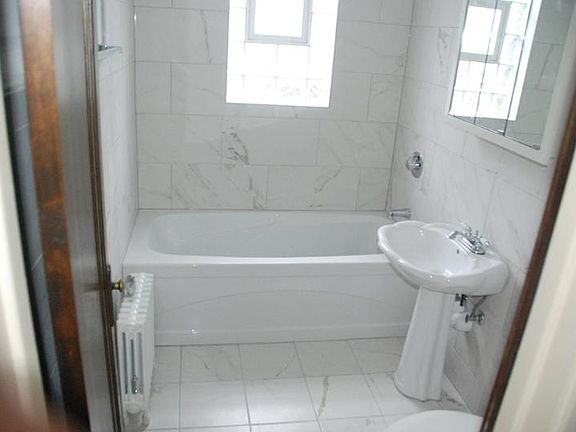 4th image of 3816 W Wrightwood Ave APT 3