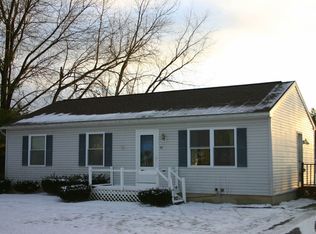 52 Elm Ave E, Selkirk, NY 12158