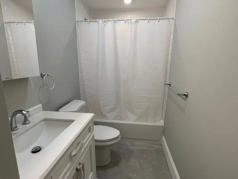 74 Pearl St #3 — Photo 13