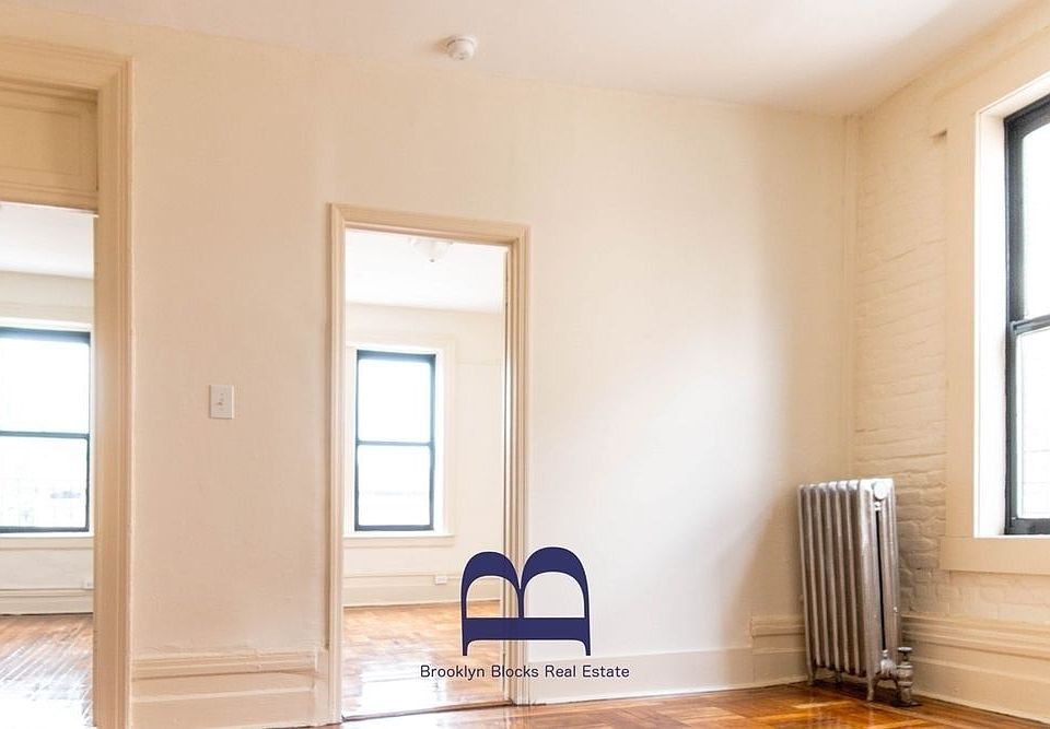 1st image of 558 Parkside Ave APT D5