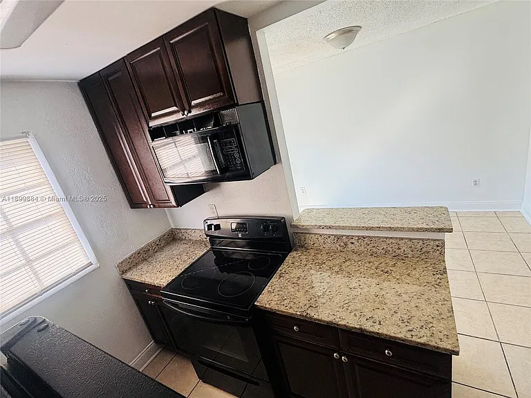 2777 L B McLeod Rd #C — Photo 8