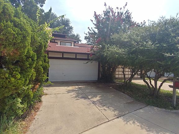 2nd image of 1320 Summerwood Ln