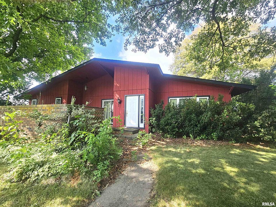 1st image of 310 Campus View Dr