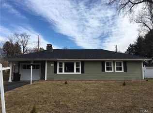 105 Pine Dr, New Windsor, NY 12553