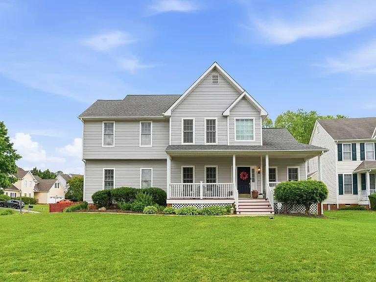 607 Green Garden Cir — Photo 1