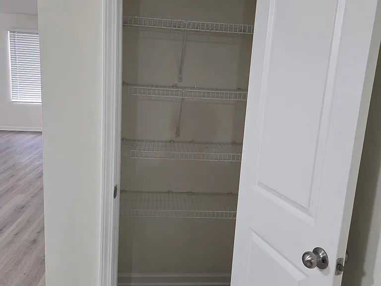 2144 Belmont Cir — Photo 1