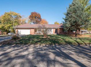 1932 Crossman Dr, Indianapolis, IN