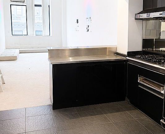 5th image of 372 5th Ave APT 7E