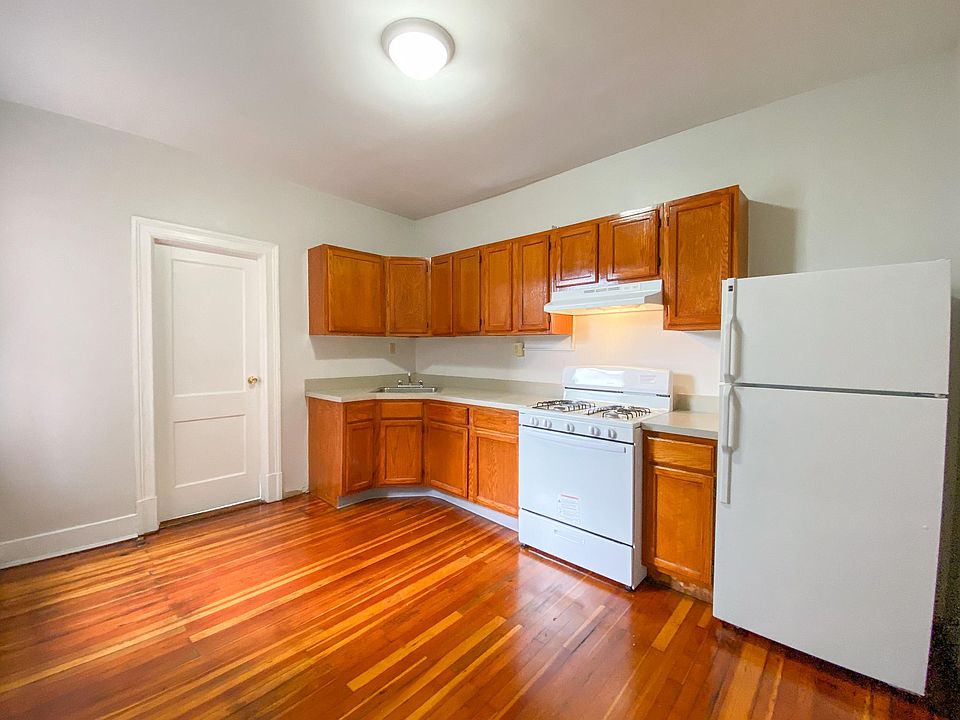 291 Buckingham St / Luca Investments LLC 291 Buckingham St Hartford