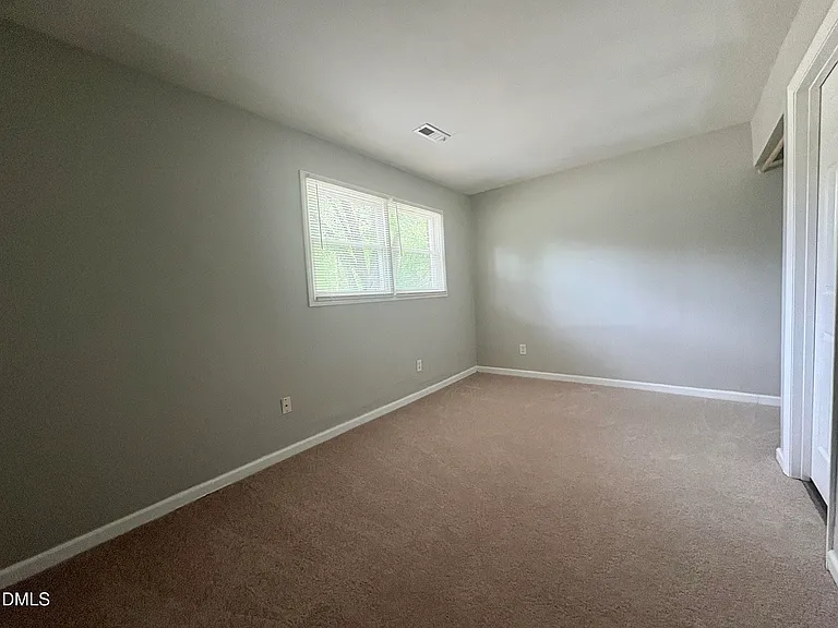 1100 Savannah Dr — Photo 22
