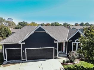 1851 W Dartmouth St, Olathe, KS 66061