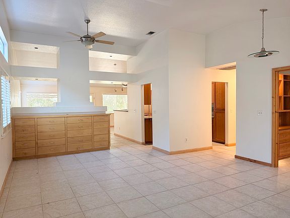 5th image of 5018 Charter Rd