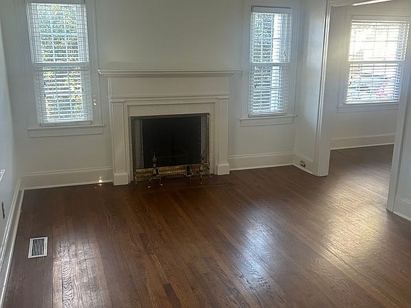 2nd image of 9 E Mountainview Ave