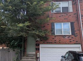 9439 Woodbridge Rd., 1st Fl.