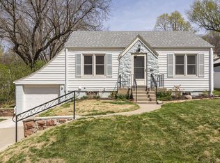 228 Elmwood Dr, Council Bluffs, IA 51503