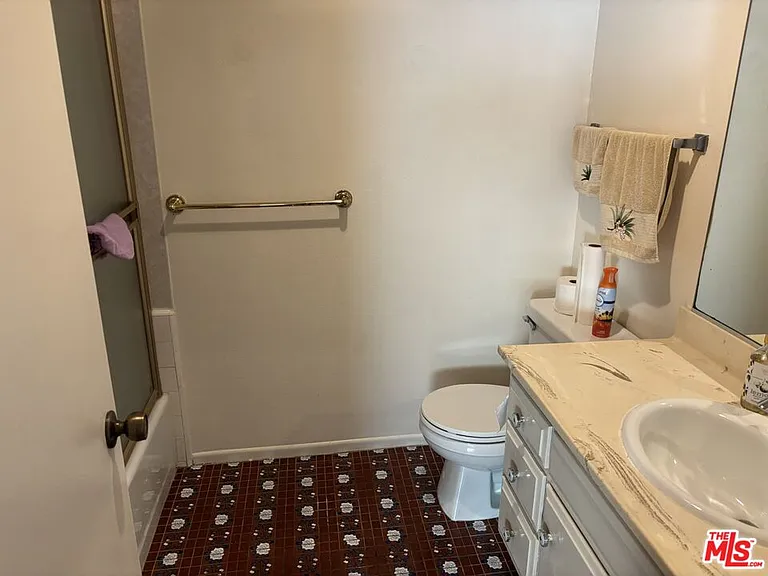 12520 Sanford St — Photo 15