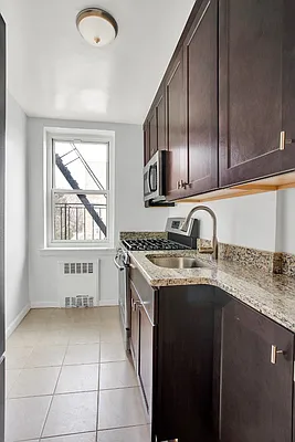 Rented by Living New York | media 17