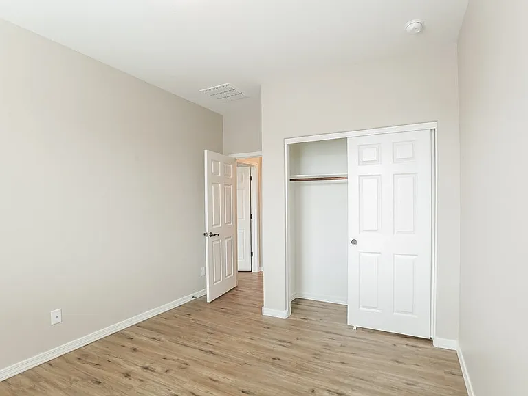 2252 S Osborn Ln — Photo 14