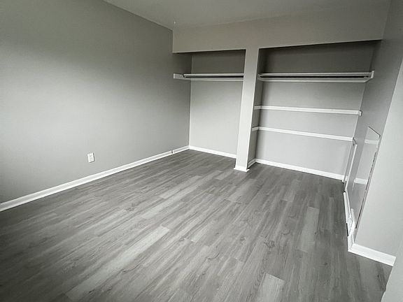 5th image of 4041 Rocky River Dr APT 7