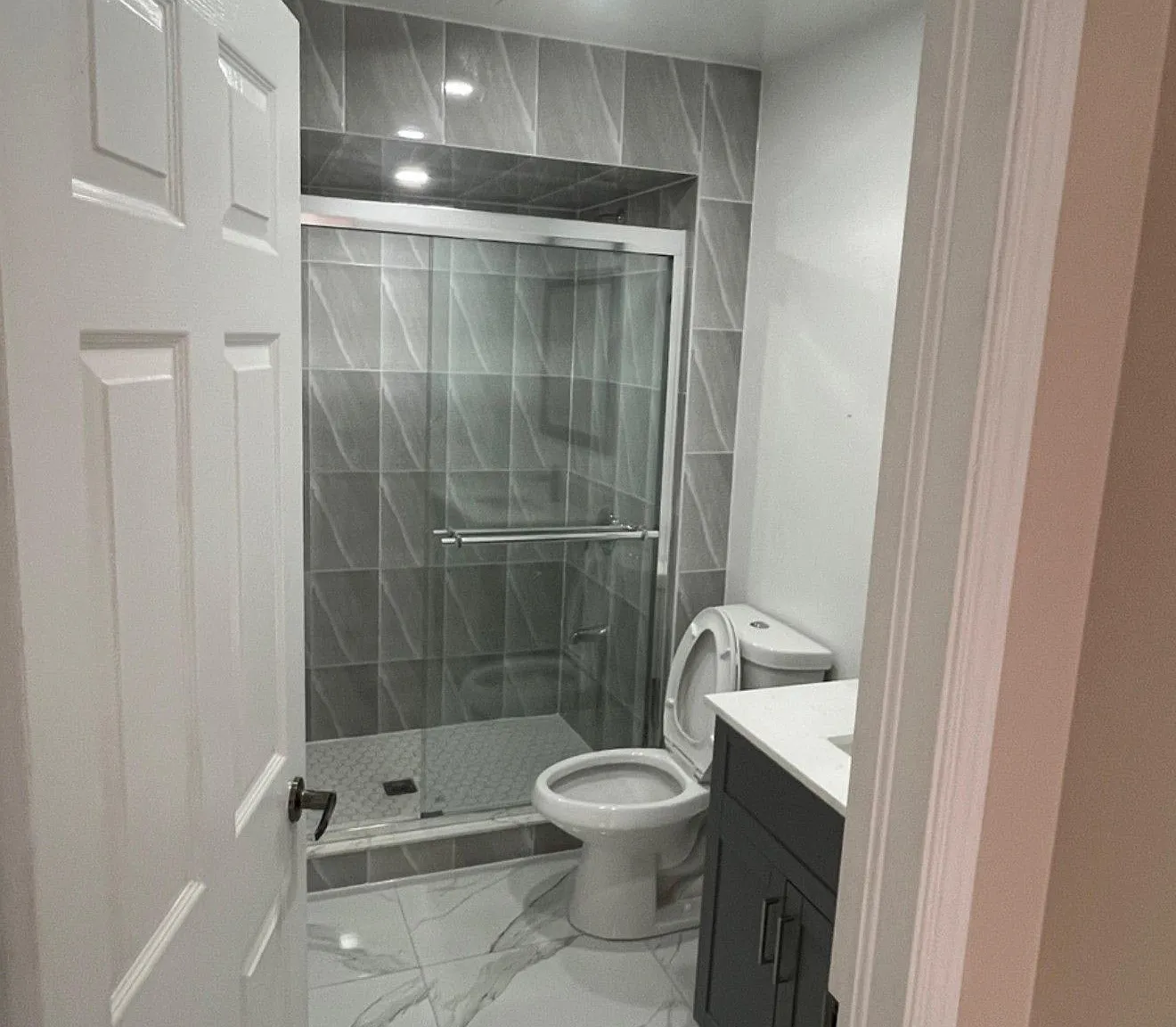 4 bed, $1,500 — Photo 3