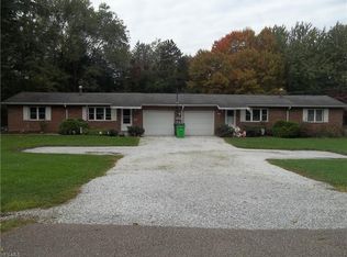 3806 & 3808 Cottage Grove Rd, Akron, OH 44319