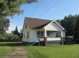 834 Packard St NW, Warren, OH 44483