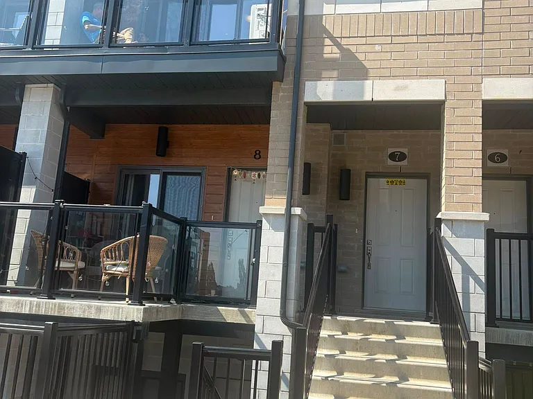 25 Isherwood Ave #A7 — Photo 1