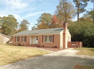 207 S Englewood Dr, Rocky Mount, NC 27804