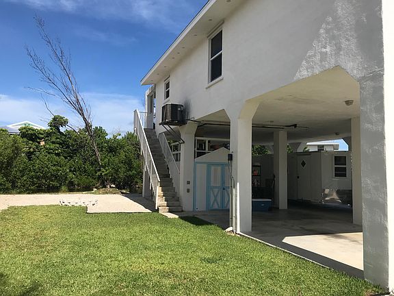 3rd image of 383 Lesrohde Dr
