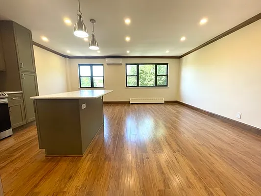 Rented by Global City Realty | media 2