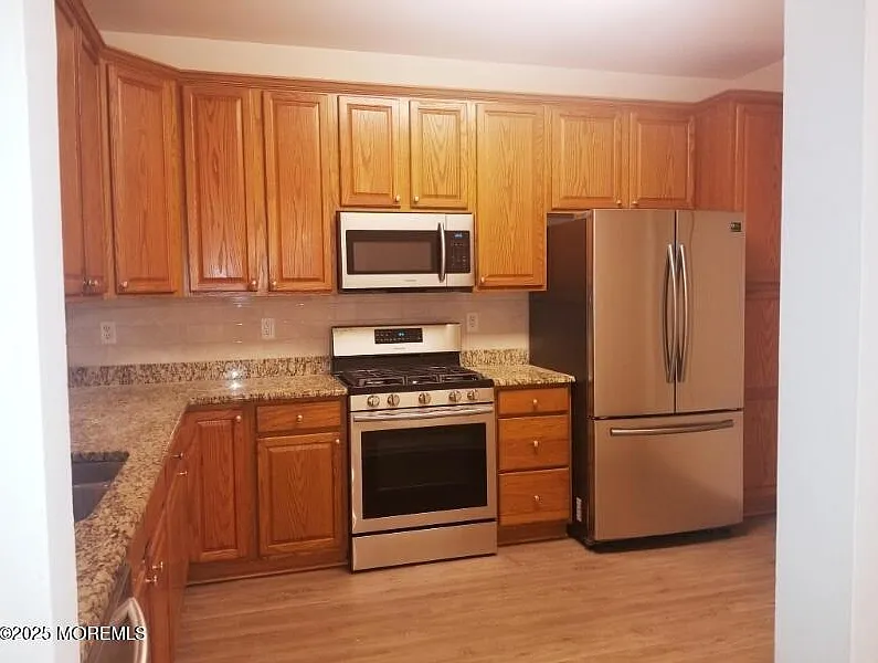 2 bed, 1592 sqft, $3,050 — Photo 1