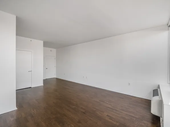 2030 Hudson Street image 168 of 284