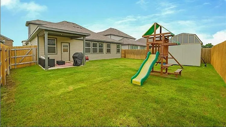 112 Magna Ln — Photo 23