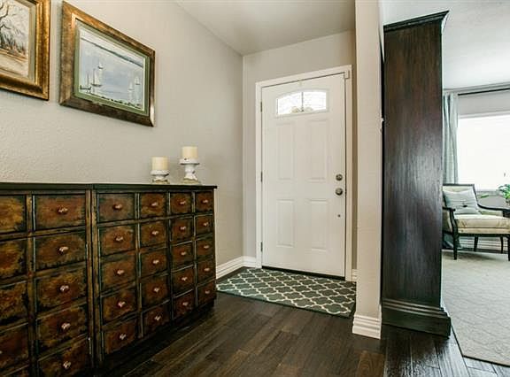 4th image of 5308 Holiday Ct