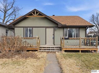 3944 Y St, Omaha, NE 68107