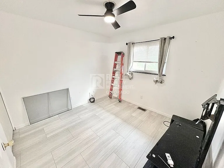 15502 E Bails Dr — Photo 5