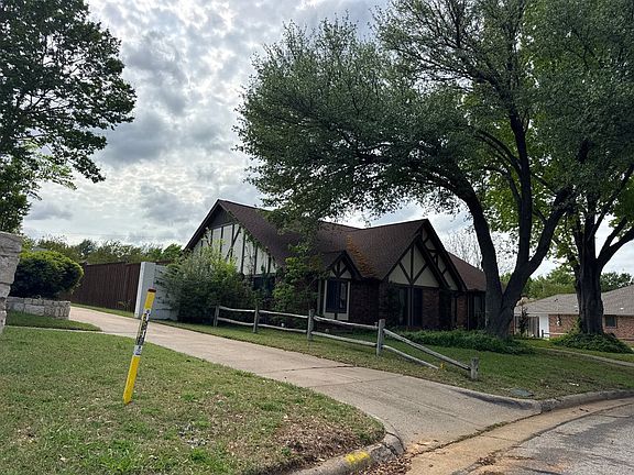 3rd image of 4112 Stonewick Dr