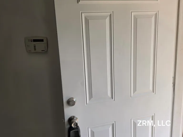 4403 Flakes Mill Rd — Photo 16