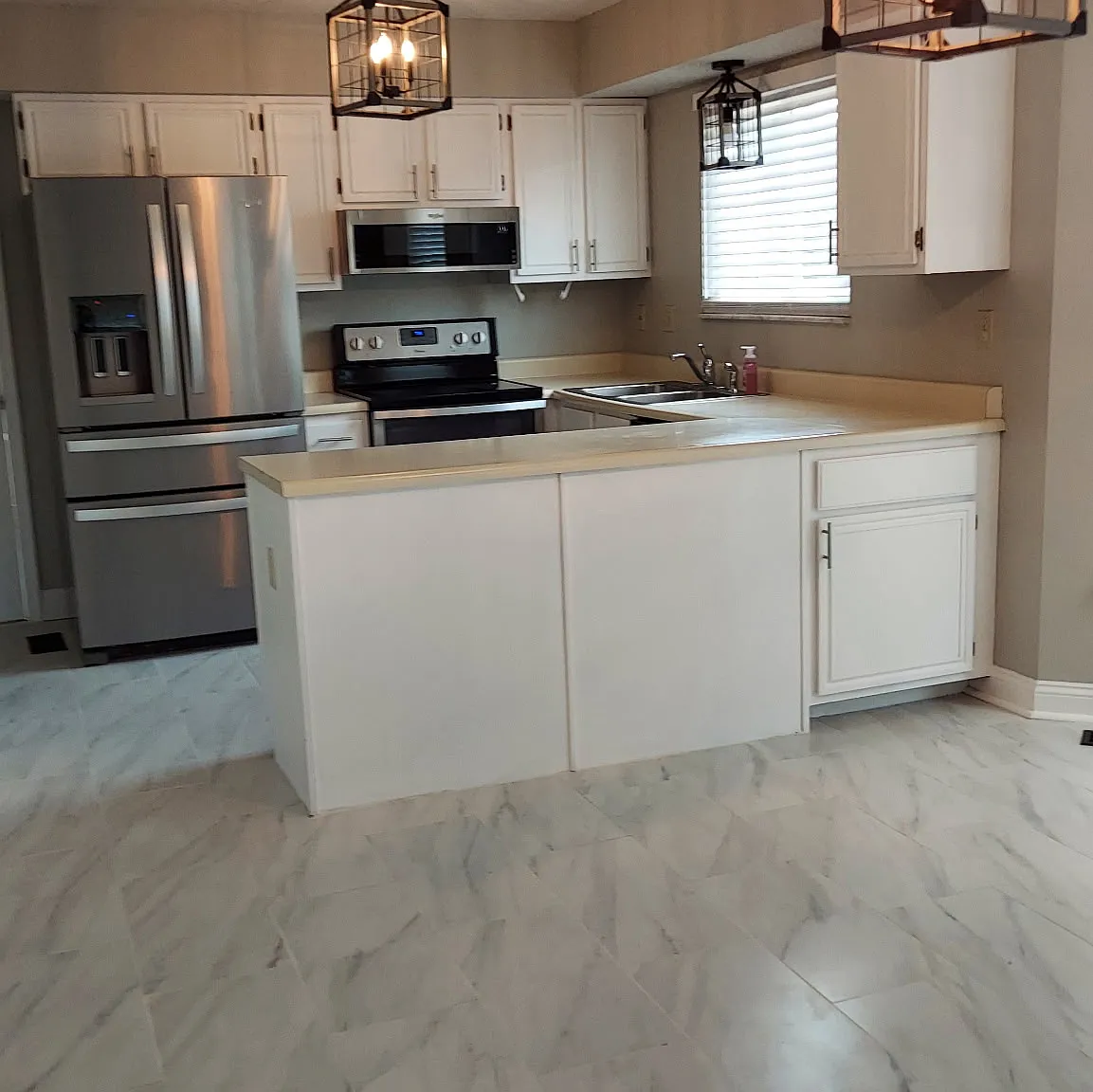 4 bed, 1804 sqft, $2,900 — Photo 3