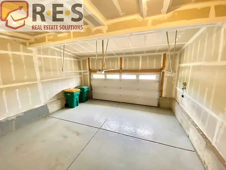 8811 Concolor Ln — Photo 22