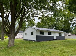 31770 Junction St, Farmington, MI 48336