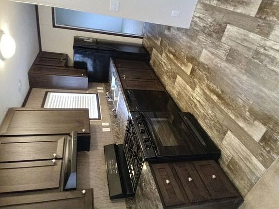 4th image of 4937 Michigan Dr #155