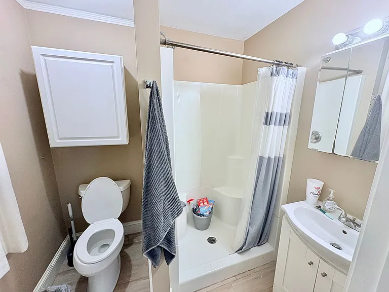 266 Riggs Dr — Photo 16