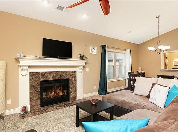 2nd image of 110 N Heatherton Ct