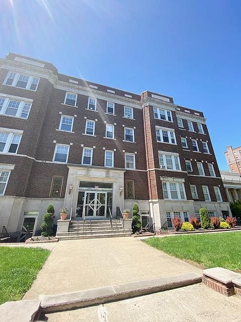1st image of 47 Prospect St #D1