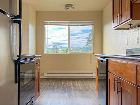 Anchors West, 2405 NW 65th St APT 304, Seattle, WA 98117